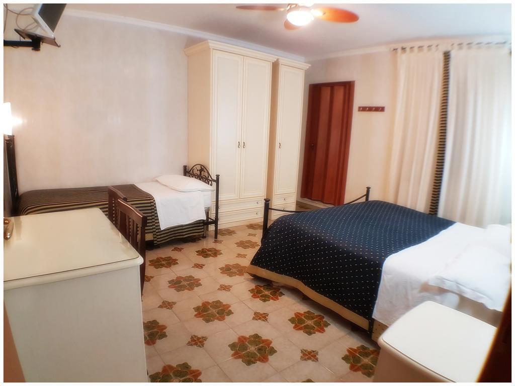 Hotel Pisani Taranto Dış mekan fotoğraf